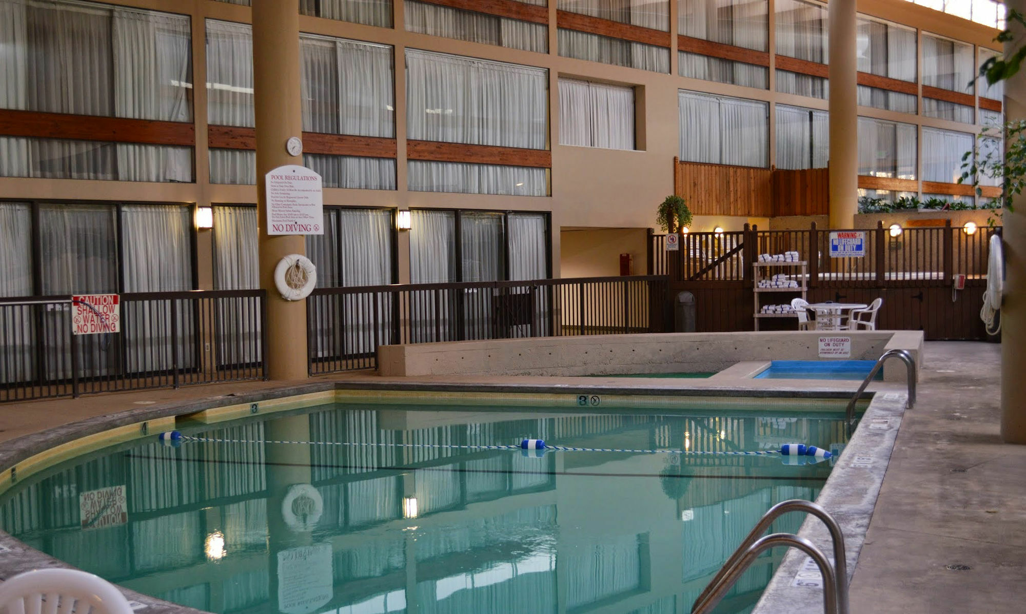 Hotel Muscatine Екстериор снимка